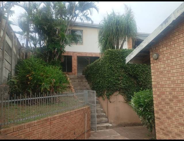 3 BEDROOM HOUSE FOR SALE IN BLUFF